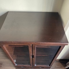 木製 サイドボード　食器棚　　チェスト　ガラス戸引き出しボード　棚　ラックの画像