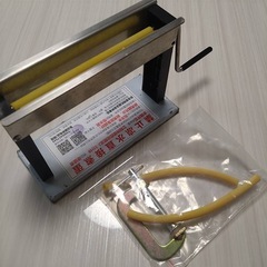 ウズラ卵剥き器 家庭用の画像