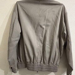 ZARA グレー ジャンパー Mサイズの画像