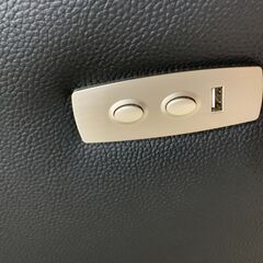 ★来店限定 　レザー調　2掛け電動リクライニングソファーの画像