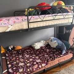 2段ベットの画像