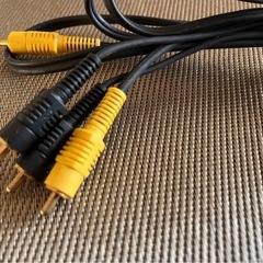 206センチ　 RCAケーブル AVケーブル　黒　黄色　ケーブル　2色ケーブルの画像