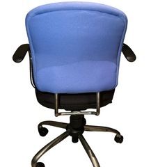 【ジ1226-12】勉強机にも合う‼️オフィスチェア 高さ調整機能付きの画像