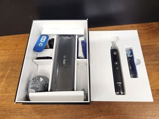 開封未使用品 BRAUN 電動歯ブラシ オーラルB iO10 iOM10442ADCB コズミックブラック iOsense 歯磨き ブ