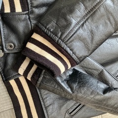 リューグーレザー　革スタジャン　size Sの画像