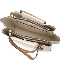 合皮トートバッグ　の画像