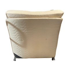 【寝屋川市引き取り】折りたたみパイプベッドの画像