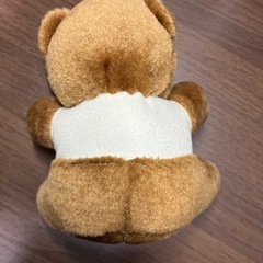 CONRADのCentennial Singaporeの茶色いぬいぐるみの画像