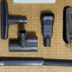 Dyson Fluffy DC74 モーターヘッド V6 ＆ ダイソン アレルギーキット 3点セット ＆ スタンドの画像