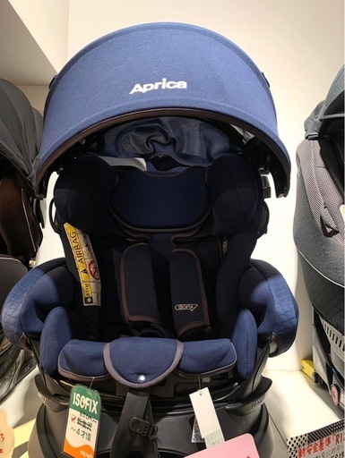 ■店頭引取限定■美品☆アップリカ　ISOFIXチャイルドシート　フラディアグロウ♪ 新安全基準R129適合　4ヶ月から〜