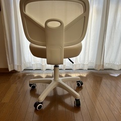 【美品】2025年9月末に購入 デスクチェアの画像