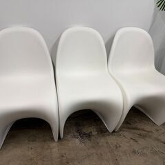 【hhstyle 正規品】PANTON／パントンチェア ホワイト 世界初プラスチック一体成型  北欧高級デザイナーズチェア  ダイニングチェア　美品   　在庫4脚（残り3脚）の画像