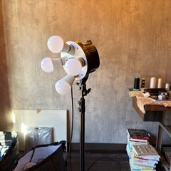 スタンド照明/折り畳み可の画像