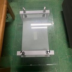 ガラステブルの画像