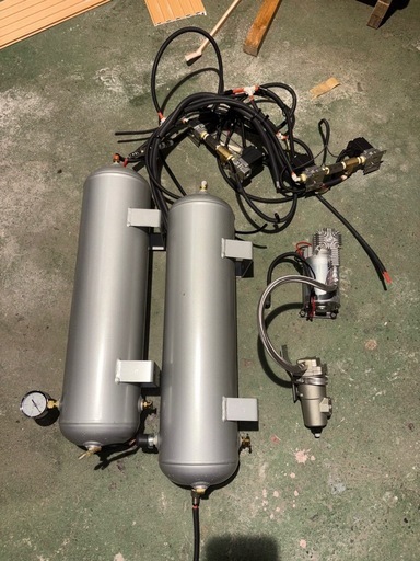 ★レクサス　LS460 取り外し★275C VIAIR エアサス