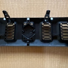 スズキ　★ジムニーフロントグリル新品外し
の画像