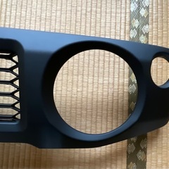 スズキ　★ジムニーフロントグリル新品外し
の画像