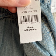 ベビー服　女の子の画像