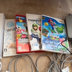 Nintendo wii 一式セット ソフト4本付き の画像