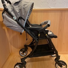 Pigeon ベビーカーの画像
