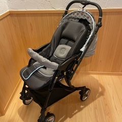Pigeon ベビーカーの画像
