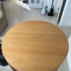 【あげます】丸型テーブルの画像