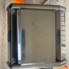 麺、うどん、手動こ機械の画像