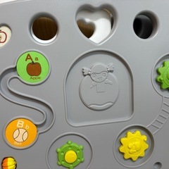 【引渡し1/5から】カトージ ベビーサークル 2ドア コロコロランドII（ホワイト&グレー）の画像