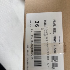 ルタロン　　パールヒールパンプスの画像