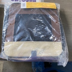 🟥半額セール対象🟥新品！
折りたたみ可能持ち運びペットゲージの画像