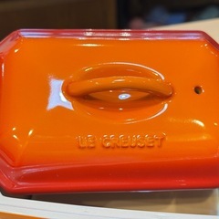 A7186【ルクルーゼ】ヘリテッジ テリーヌ型 プレス付き オレンジの画像