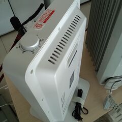 ★リユースのサカイ日立店★HJ8800  電気ストーブ  22年製 動作確認／クリーニング済み の画像
