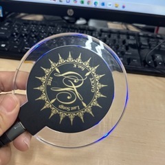GACKT クリアワイヤレス充電器 ラウンド 5Wの画像