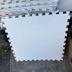 ジョイントマット50枚以上　クッションマットの画像