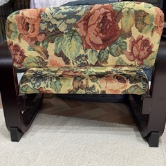 手すり付き座椅子の画像