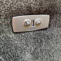 【愛品倶楽部柏店】NITORI ニトリ 電動ワイド2人掛けソファ 布張り KK6133DGY 幅190cmの画像