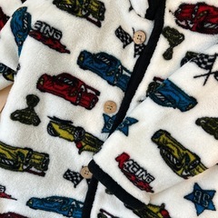 こども　フリース　車の画像