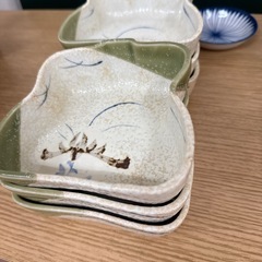 食器　お皿の画像