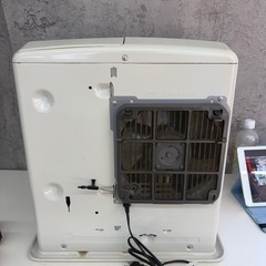 ダイニチ　ファンヒーター　FW-3717LEの画像