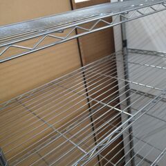 リユースのサカイ浦和店 【G174】★メタルラック 大 四段の画像