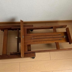木製　イーゼルの画像