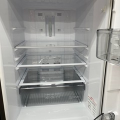 MITSUBISHI 2ドア冷蔵庫のご紹介です。の画像