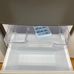 MITSUBISHI 2ドア冷蔵庫のご紹介です。の画像