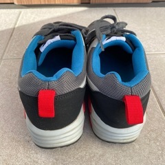 スニーカー 25.5cmの画像