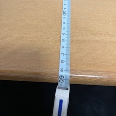 保育園等でも使われるしっかりした折りたためる幼児用机の画像