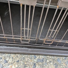 【使用感あり】アイリスオーヤマ 犬ケージ ナチュラルファニチャー ダークブラウン 小型犬用 幅122.5×奥行61×高さ62.5cmの画像