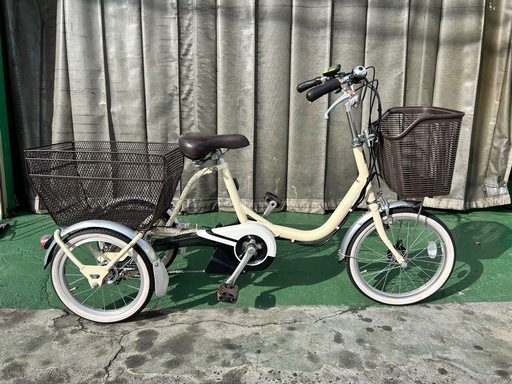 No.602 ヤマハ 大人用三輪車 PASワゴン PA16W 内装3段変速 前18インチ