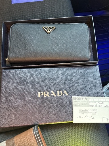 ＰＲＡＤＡ長財布 2025年物31日引き取り限定