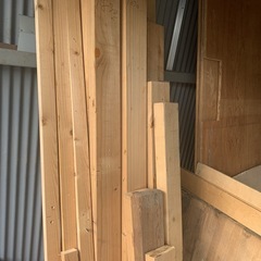 ❤️決まりました。最終断捨離❤️無料　タダ❤️古材、木材 ２×４や合板　端材色々全部引き取りの方　DIY リフォーム　リノベーションにの画像