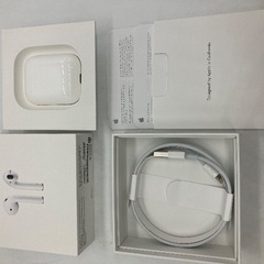 【トレファク足立扇店】Apple AirPods(第2世代) MV7N2J/A 付属品完備の画像
